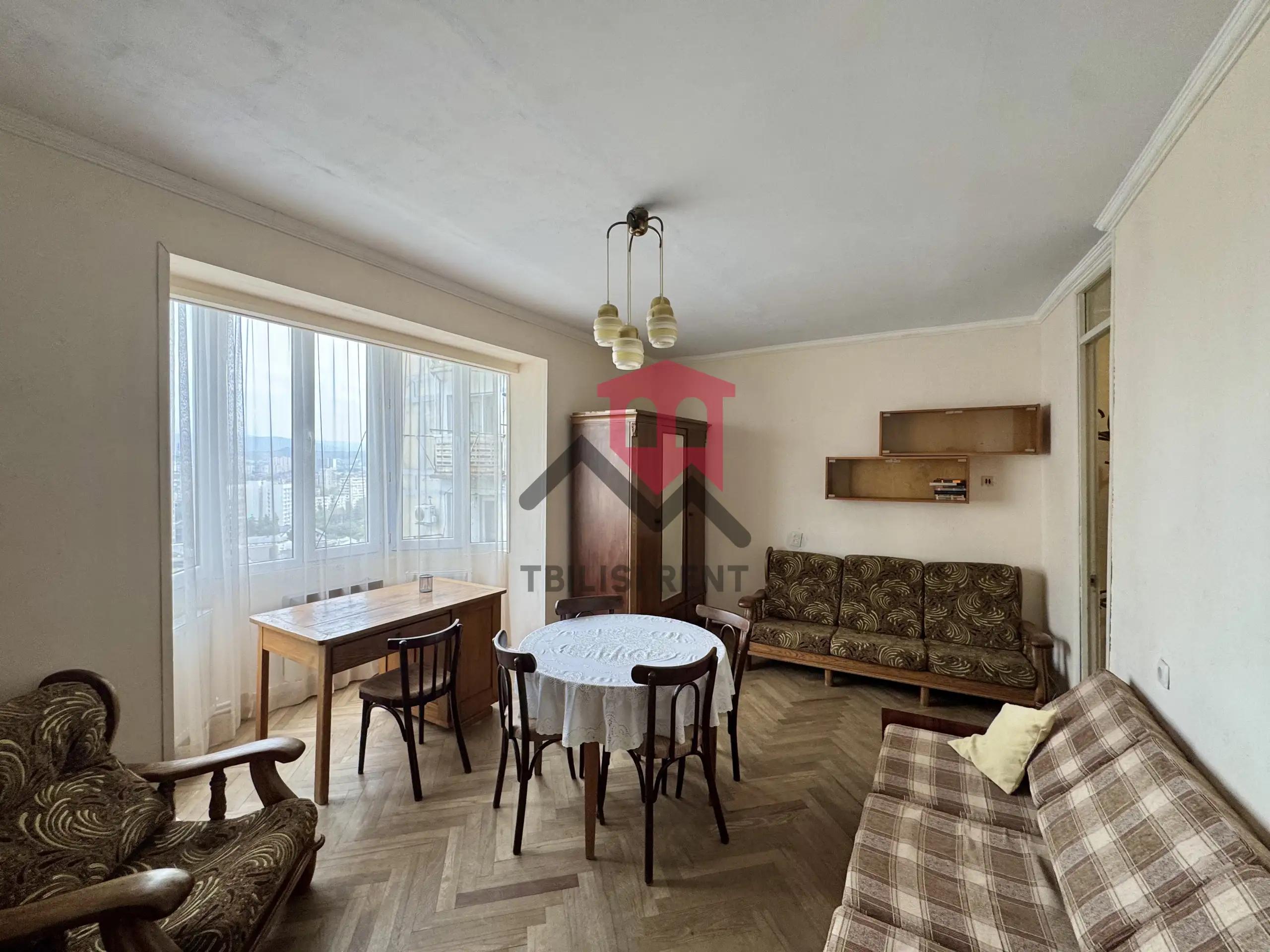 Bright Spacious Apartment in Saburtalo photo 3 of 8