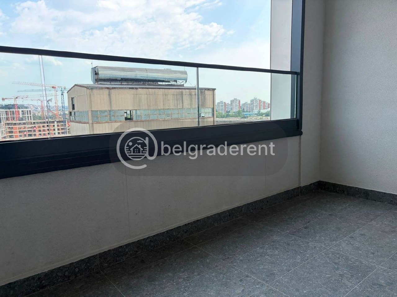 1-Room Apartment in Blok 63-64 photo 7 of 8