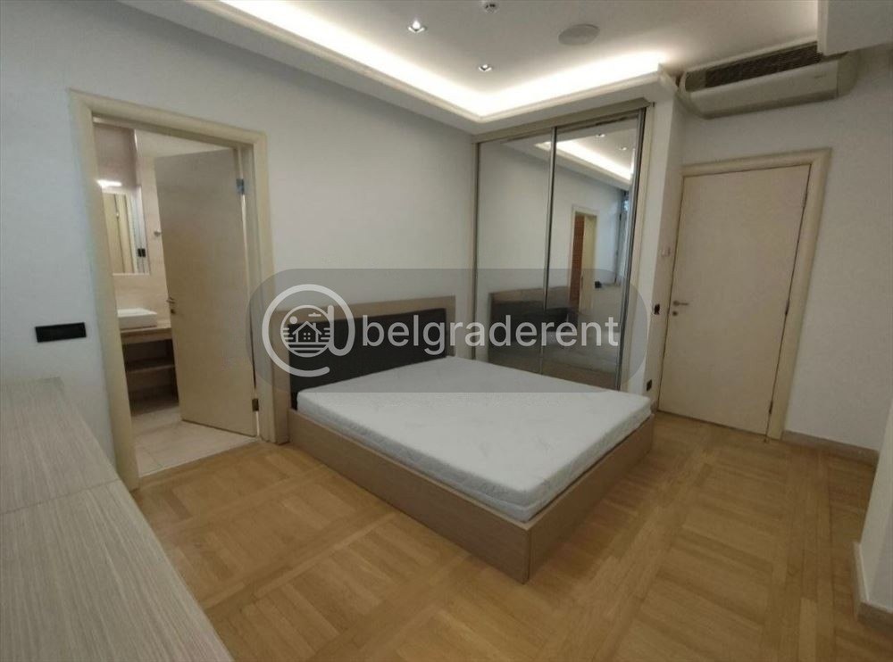 4-комнатная квартира в Дедине photo 8 of 8