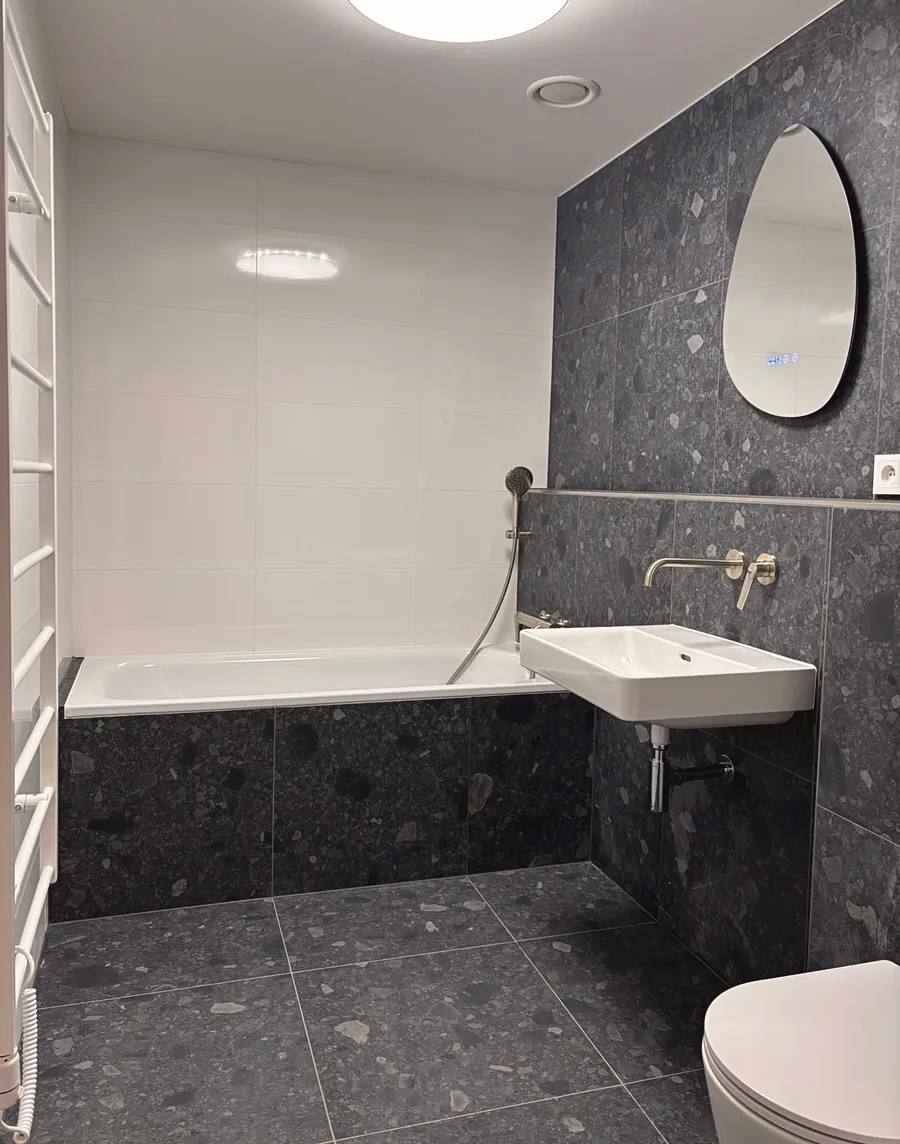 New Furnished Apartment with Balcony in Prague 5 photo 7 of 8