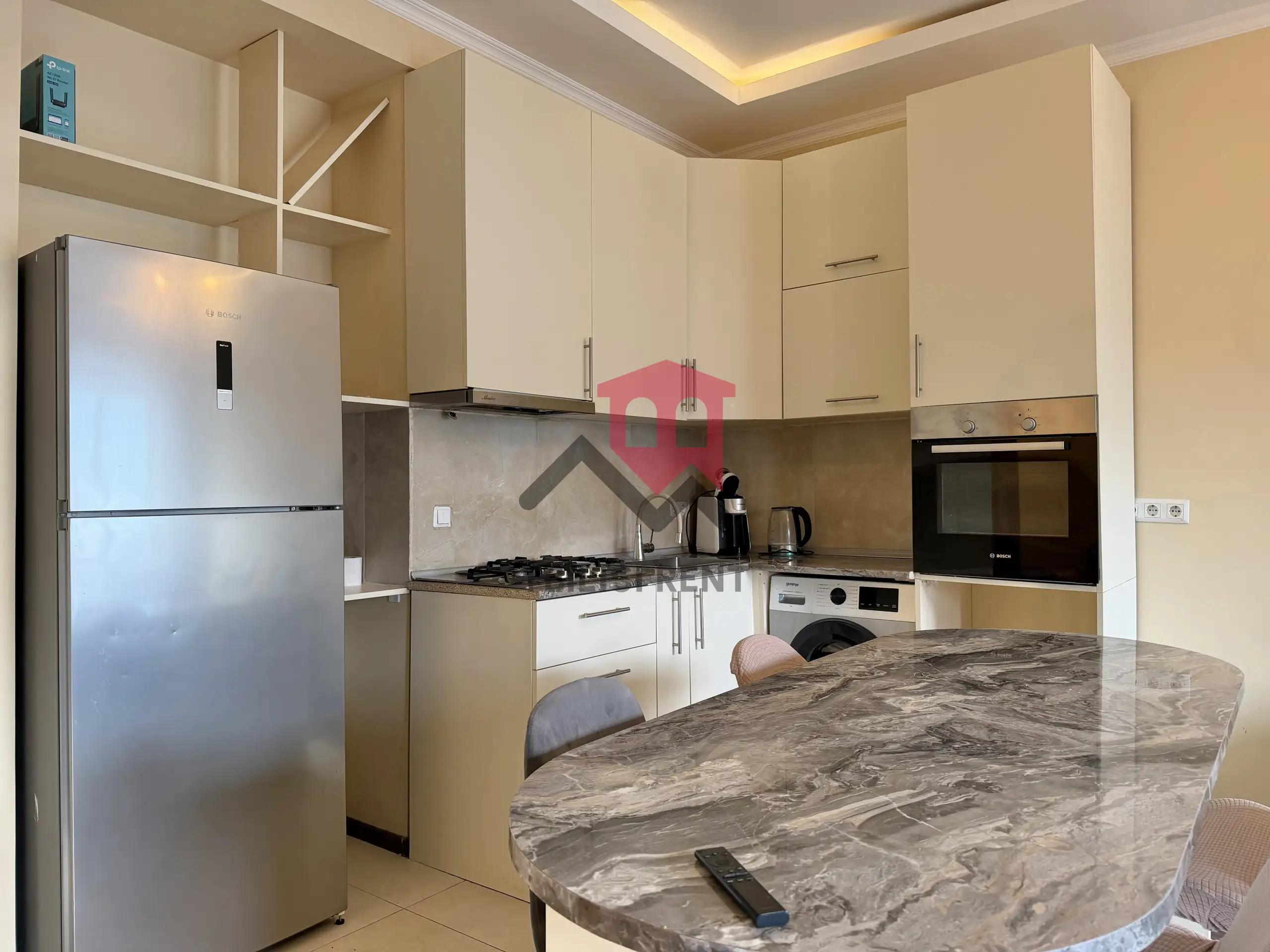 Bright 3-Bedroom Apartment in Saburtalo photo 3 of 8