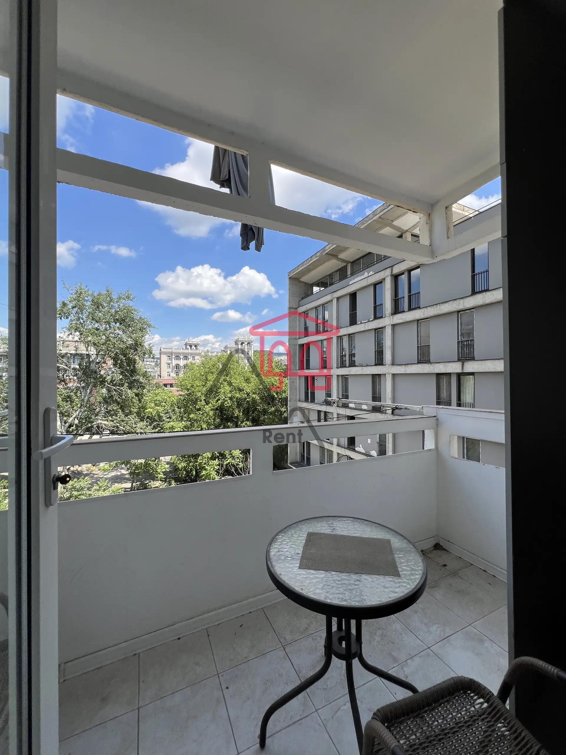 3-Bedroom Apartment in Chugureti photo 6 of 8