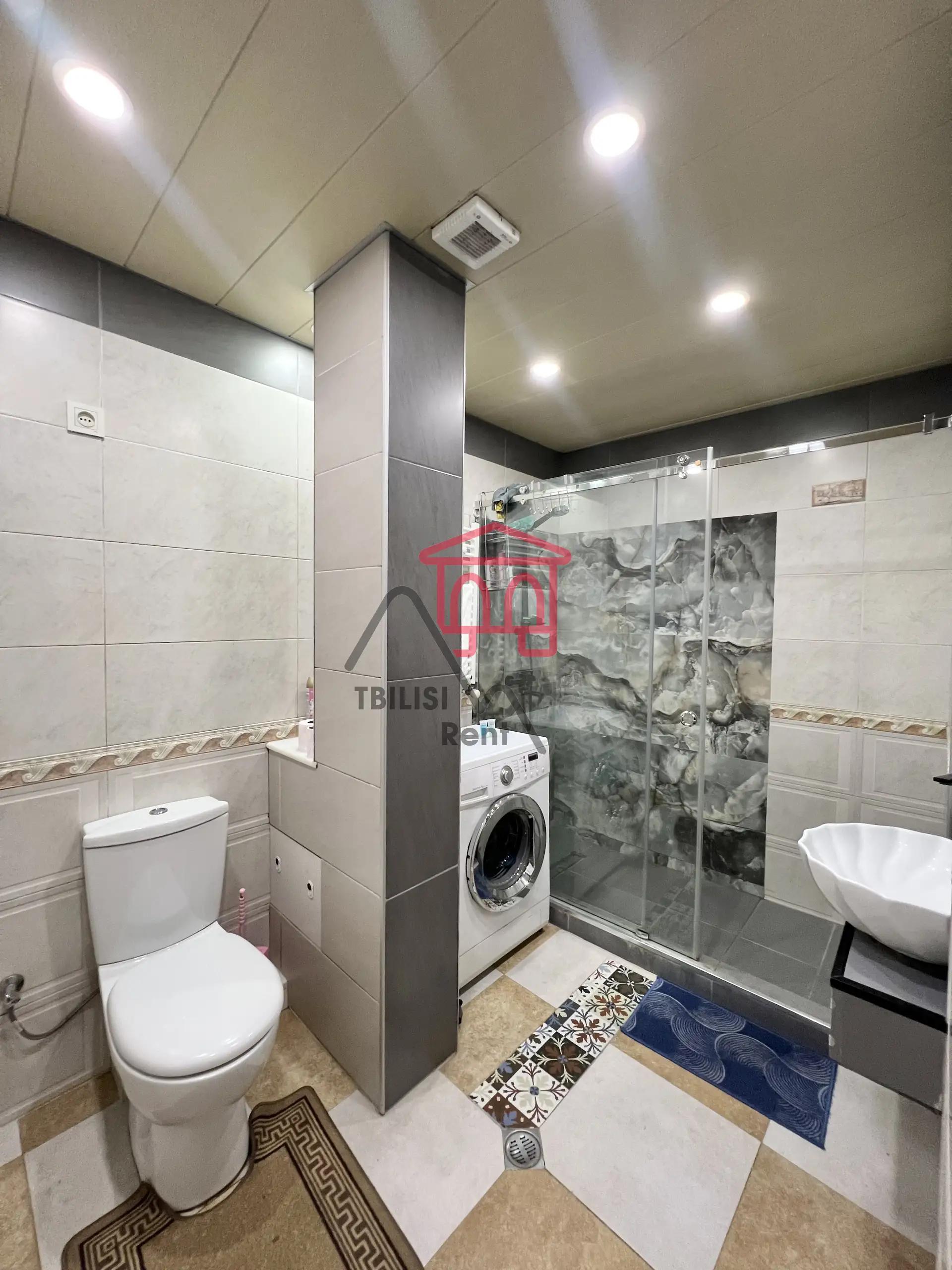 3-Bedroom Apartment in Chugureti photo 7 of 8