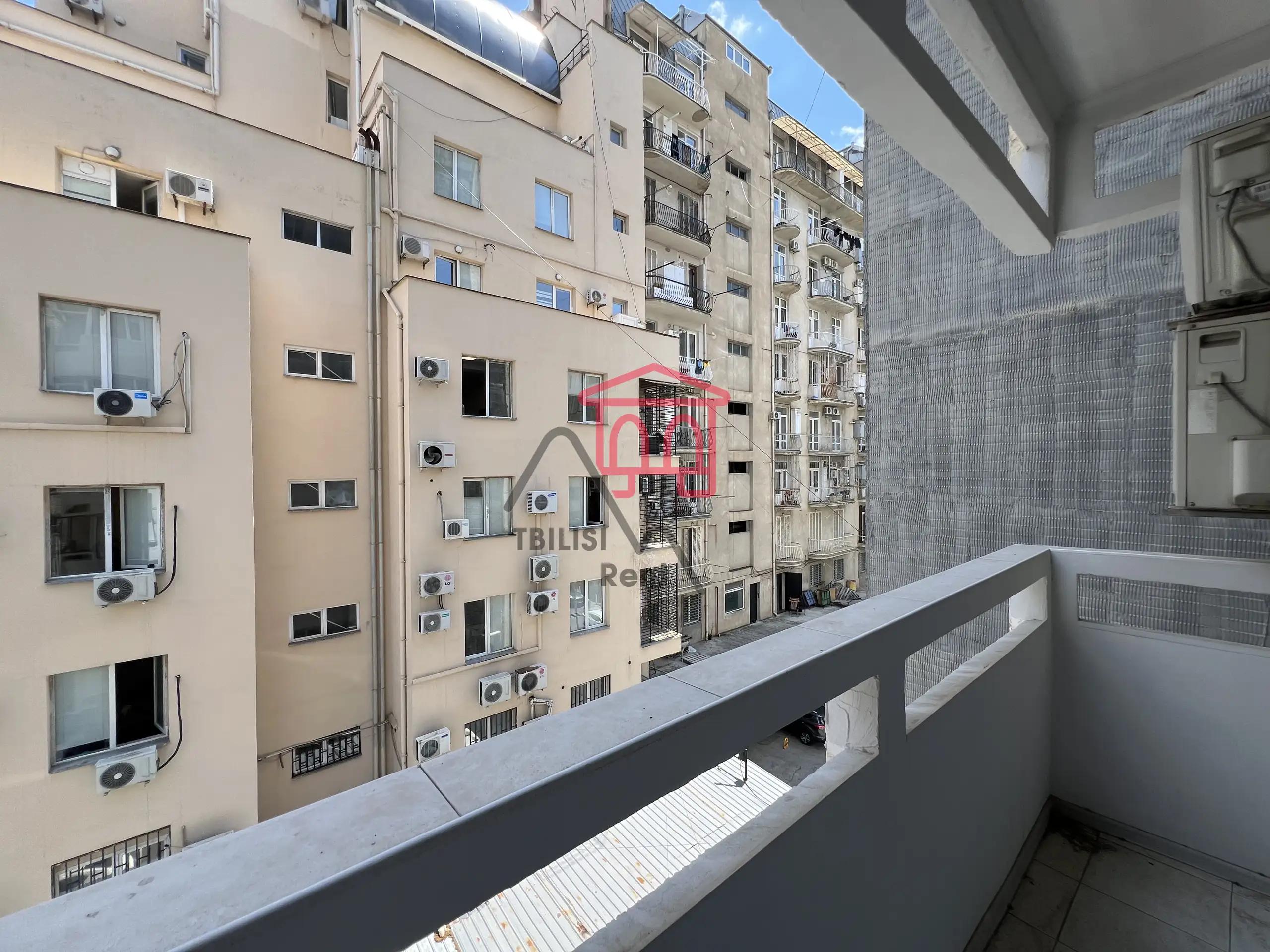 3-Bedroom Apartment in Chugureti photo 8 of 8