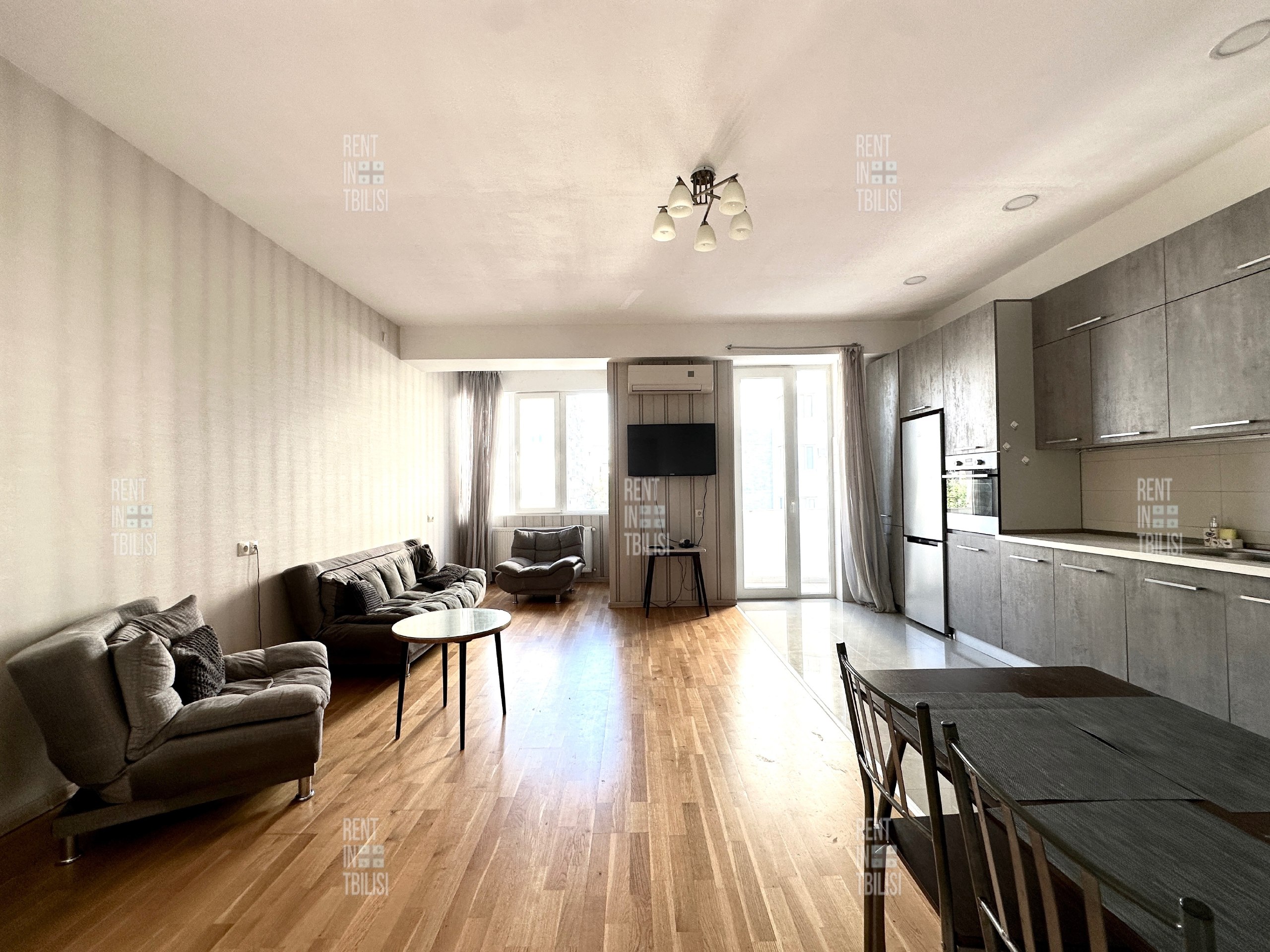 3-Bedroom Apartment in Chugureti photo 2 of 8