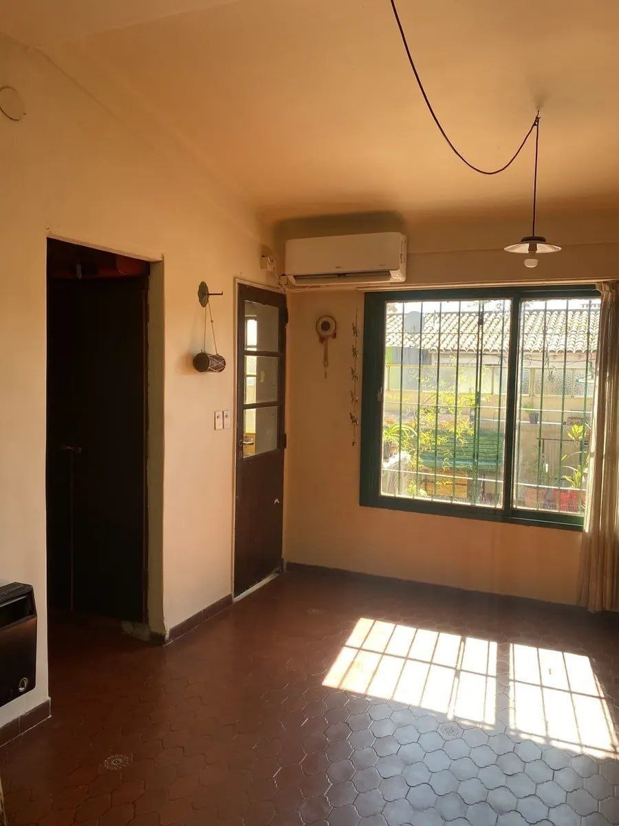 Studio with Private Patio in Saavedra photo 2 of 7