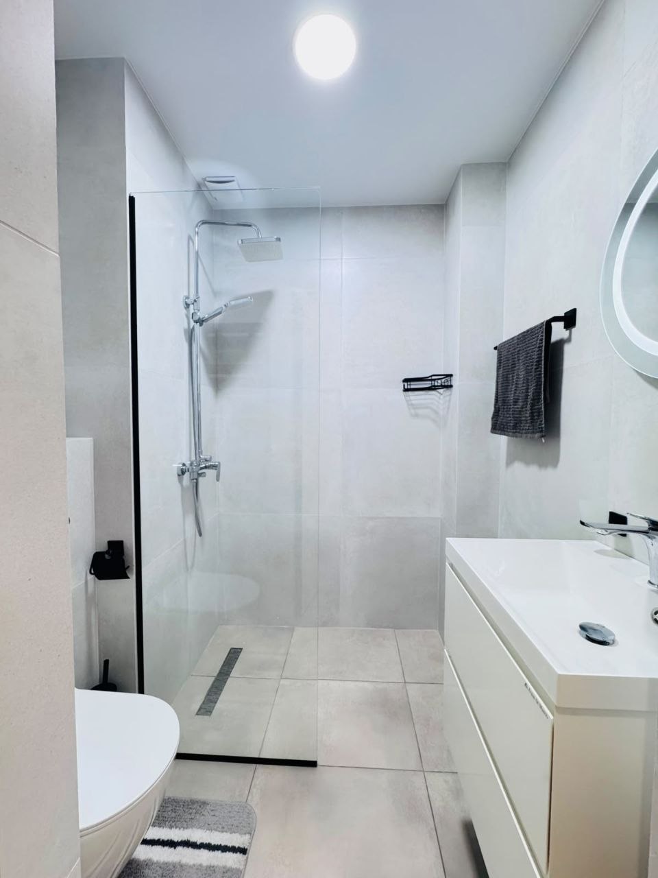 1-Bedroom Apartment in Old Batumi photo 6 of 8