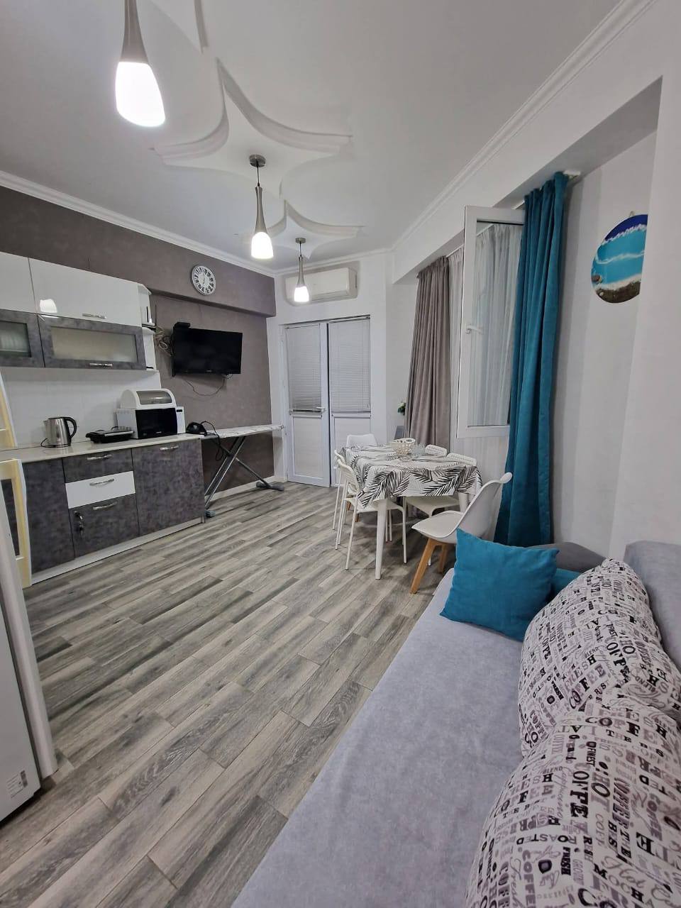 1-Bedroom Apartment Near Batumi Mall photo 3 of 8
