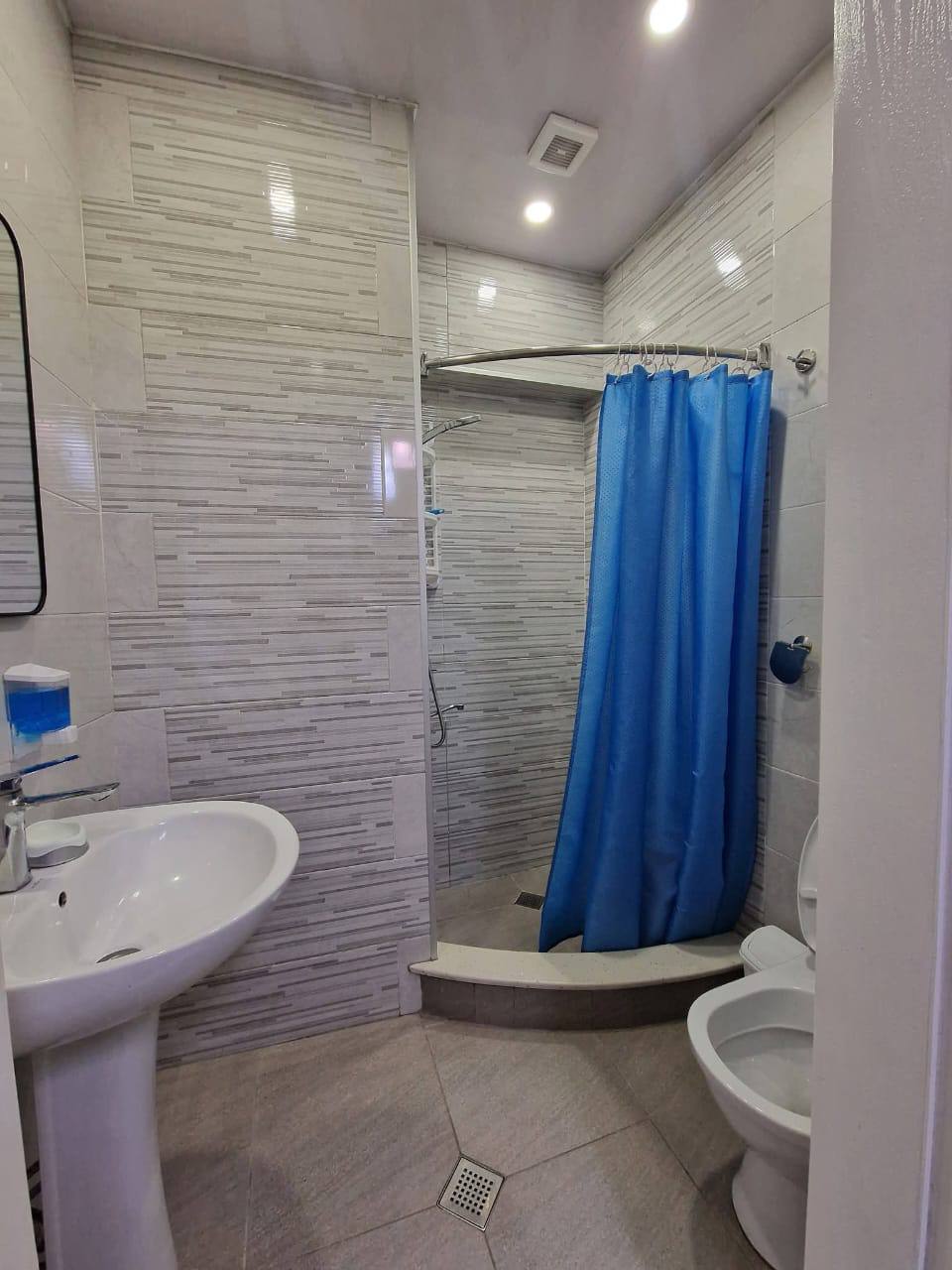 1-Bedroom Apartment Near Batumi Mall photo 6 of 8