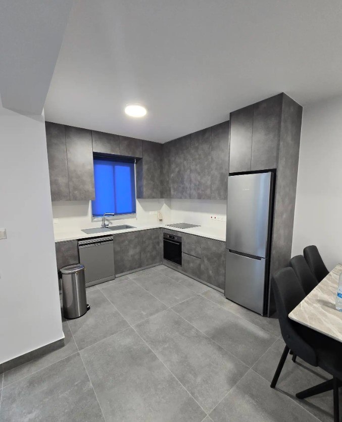 Two-Bedroom Apartment for Rent in Kato Polemidia photo 2 of 4