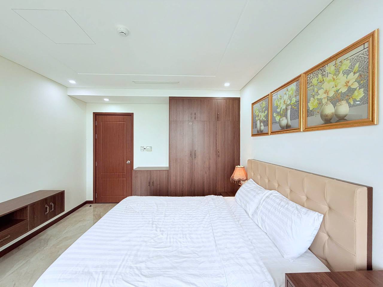 Ocean-View 2-Bedroom Apartment in Son Tra photo 7 of 8