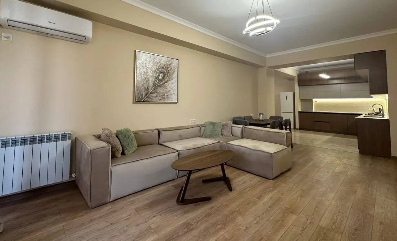 2-Bedroom Apartment in Kentron photo 1 of 8