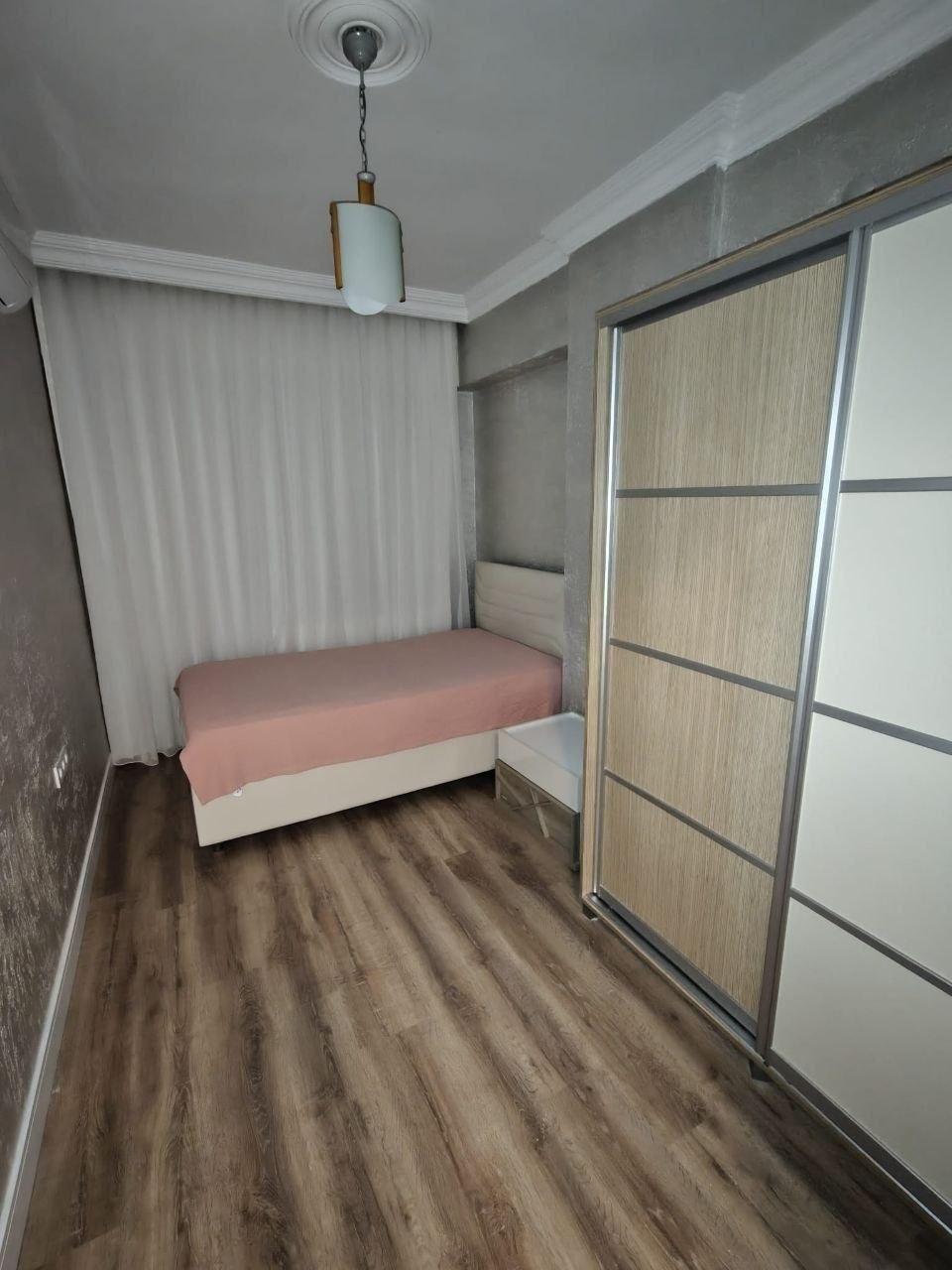 Furnished 3-Bedroom Apartment in Lara photo 3 of 6