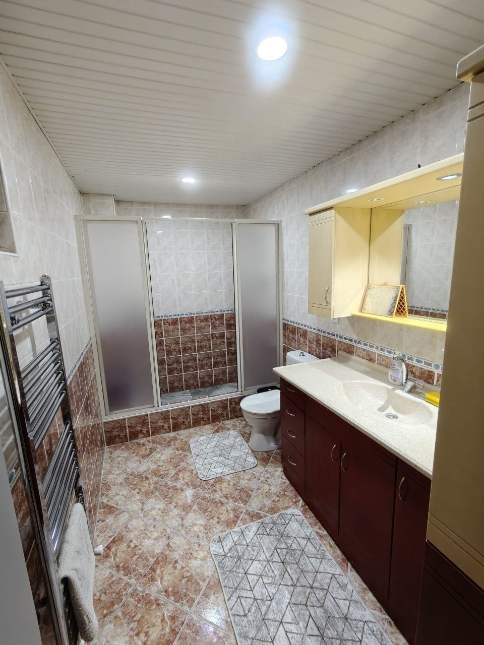 Furnished 3-Bedroom Apartment in Lara photo 4 of 6