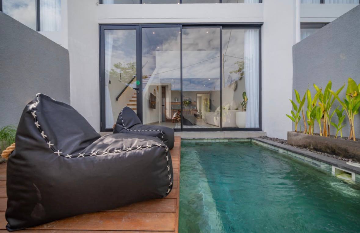 Room in a Modern Villa in Berawa, Canggu photo 3 of 3