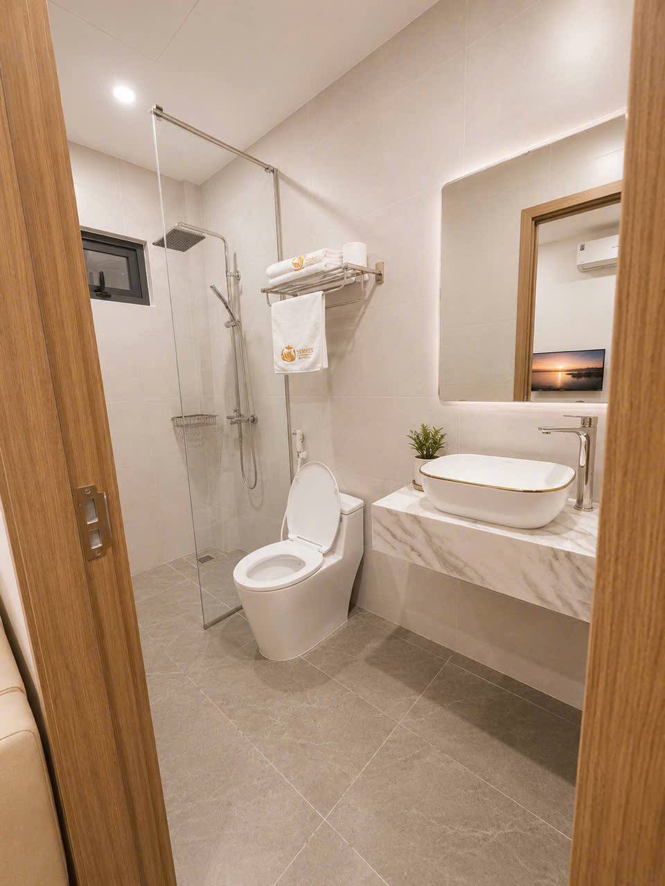 1-Bedroom Apartment in Son Tra photo 8 of 8
