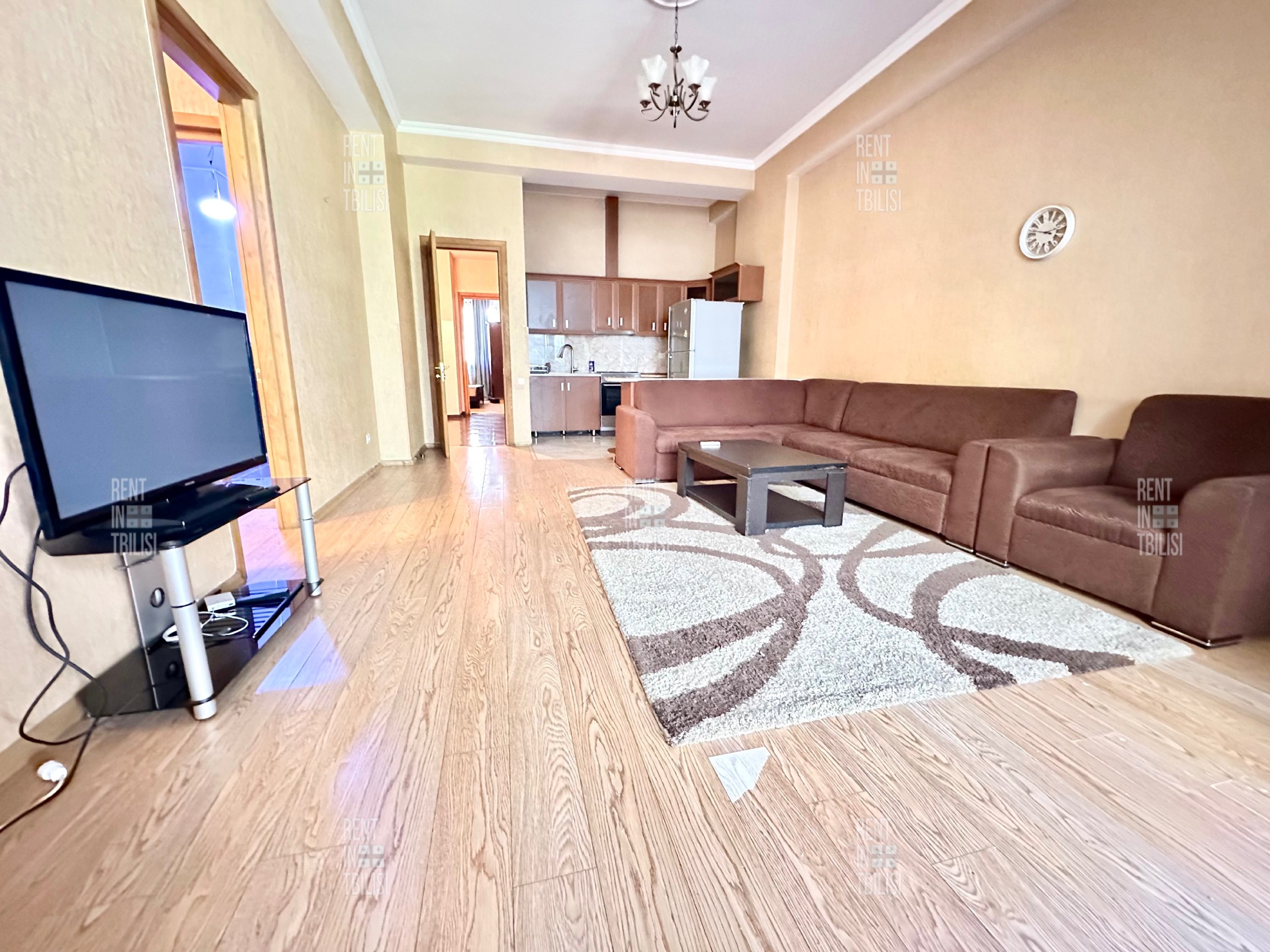 3-комнатная квартира в Axis Palace photo 2 of 8