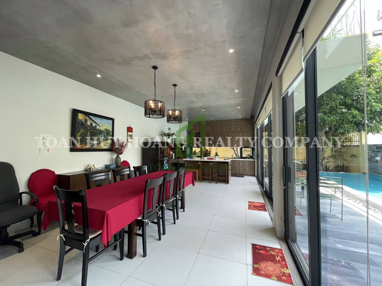 3-Bedroom Villa with Pool in Euro Village photo 6 of 8