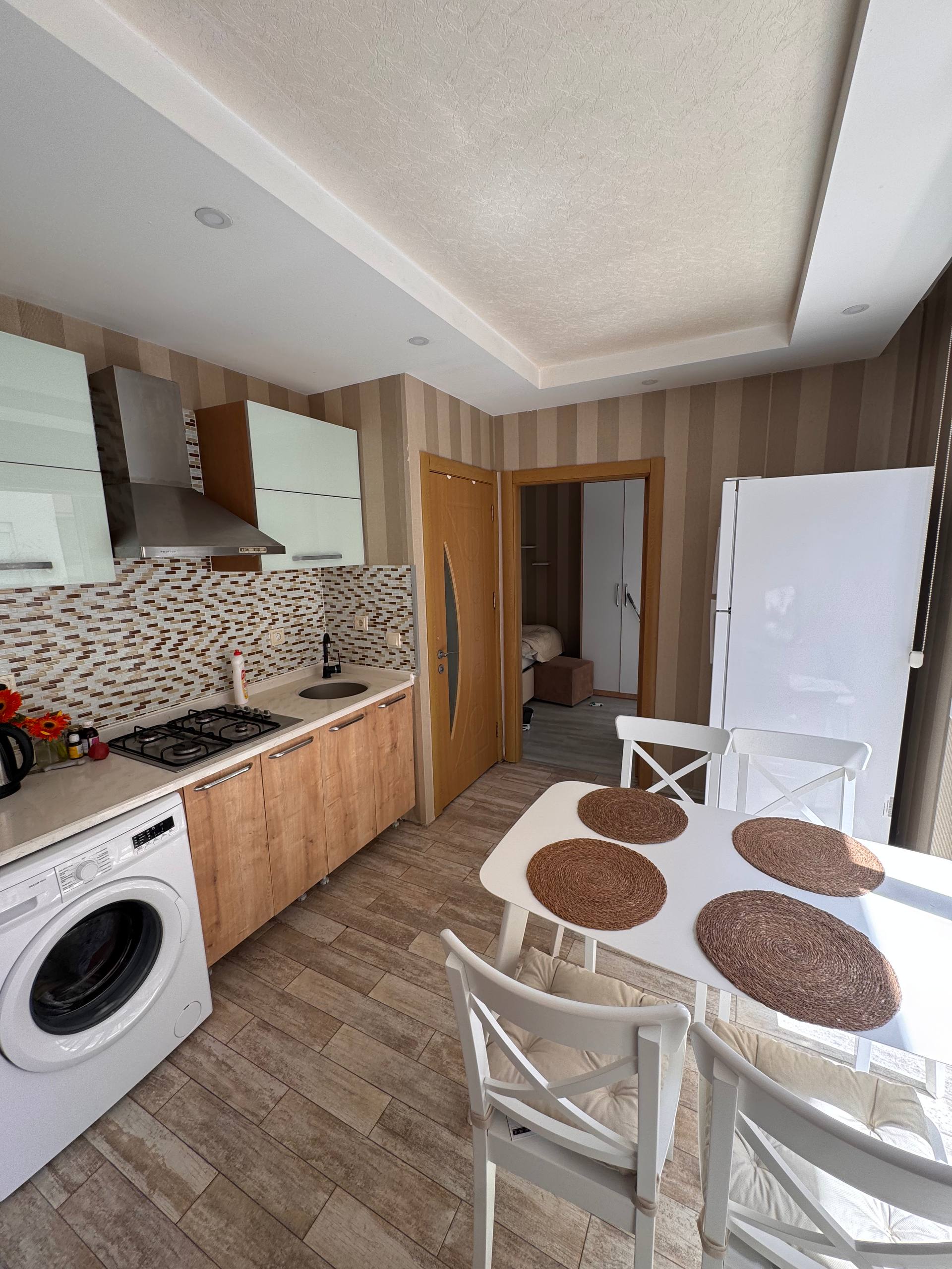 Furnished 1-Bedroom Apartment in Liman photo 5 of 7