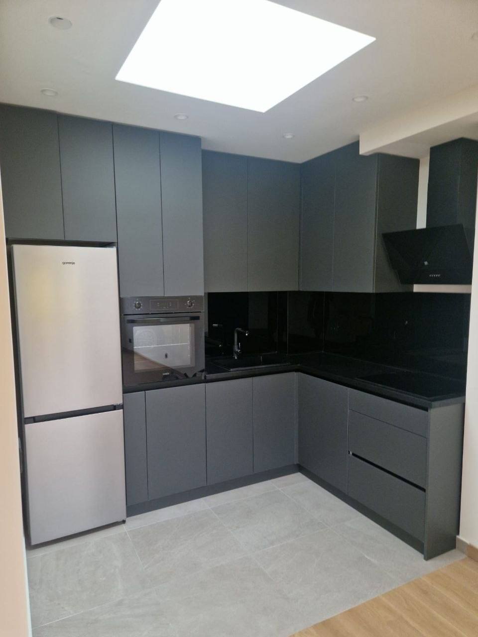 Two-Bedroom Apartment in Dedinje photo 2 of 8