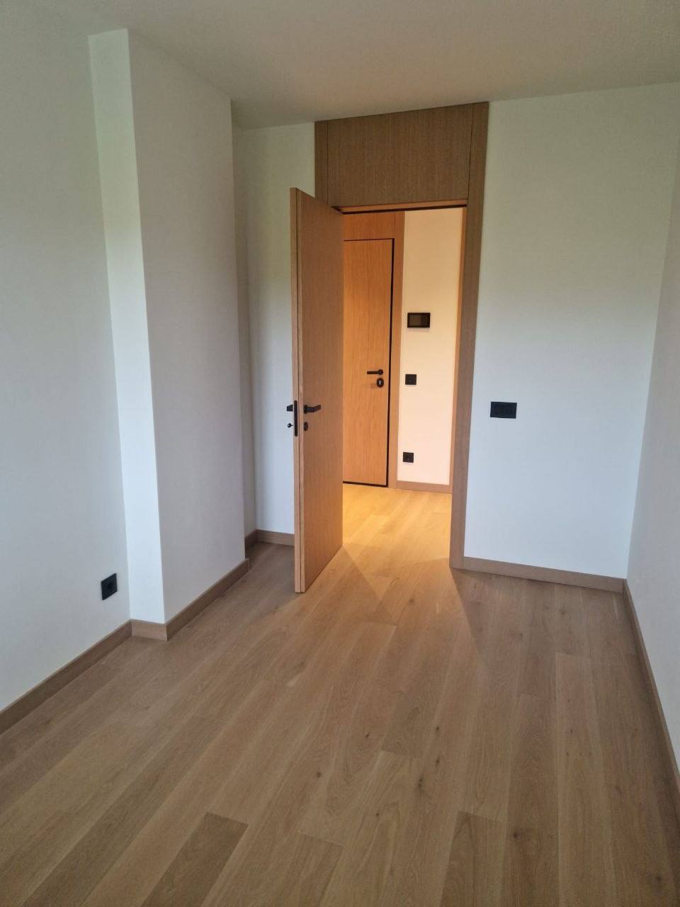 Two-Bedroom Apartment in Dedinje photo 5 of 8