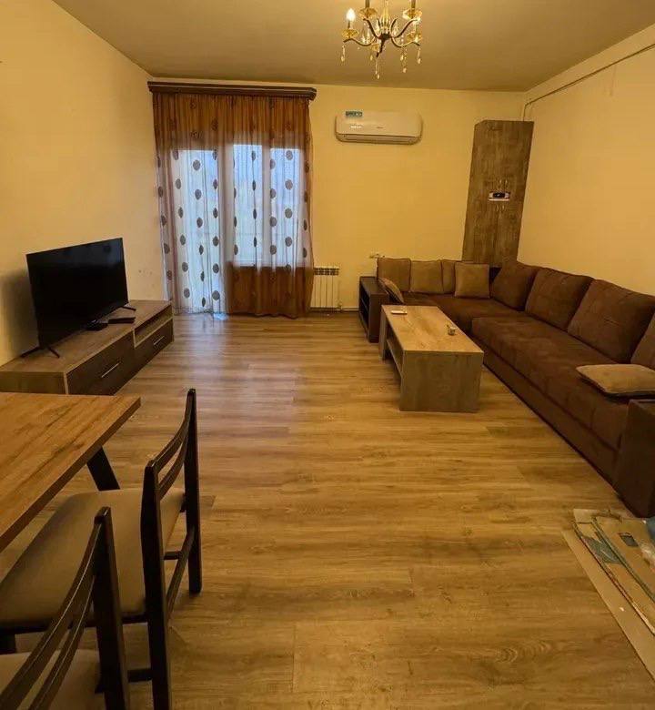 Cozy 2-Bedroom Apartment in Erebuni photo 1 of 6