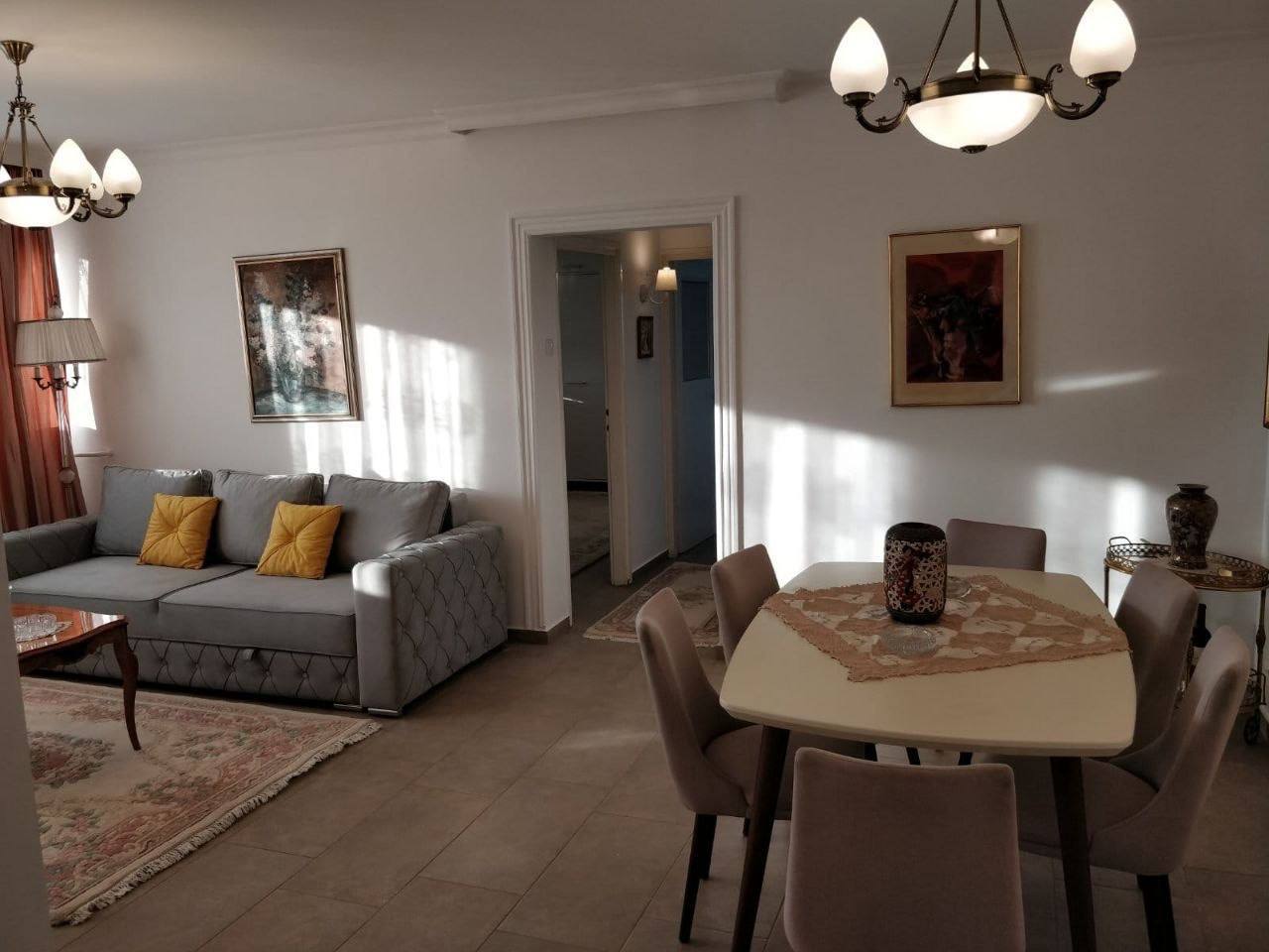 2-Bedroom Apartment in Novi Beograd photo 1 of 7