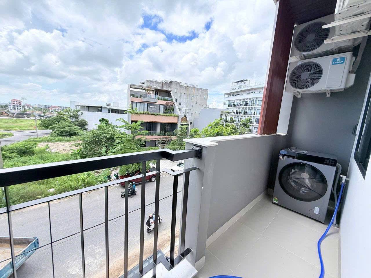Brand-New 2-Bedroom Apartment in Khue My photo 2 of 8