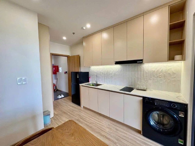 Brand-New 1-Bedroom Apartment near the River photo 4 of 8