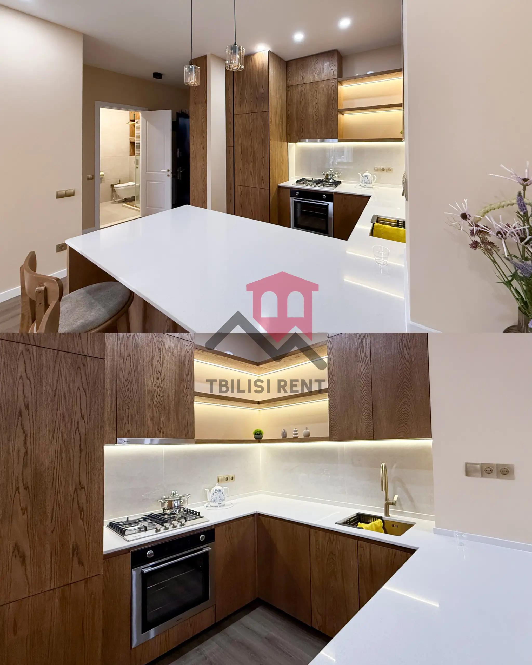 Modern 1-Bedroom Apartment with Mountain View photo 7 of 8