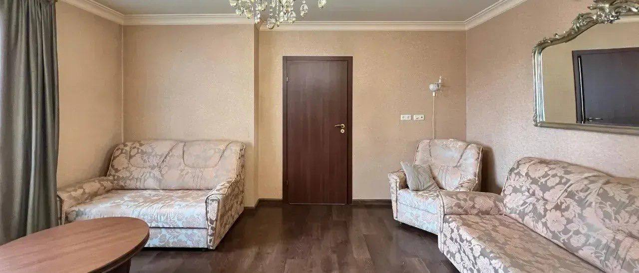 Cozy Furnished Two-Room Apartment in Kentron photo 2 of 8