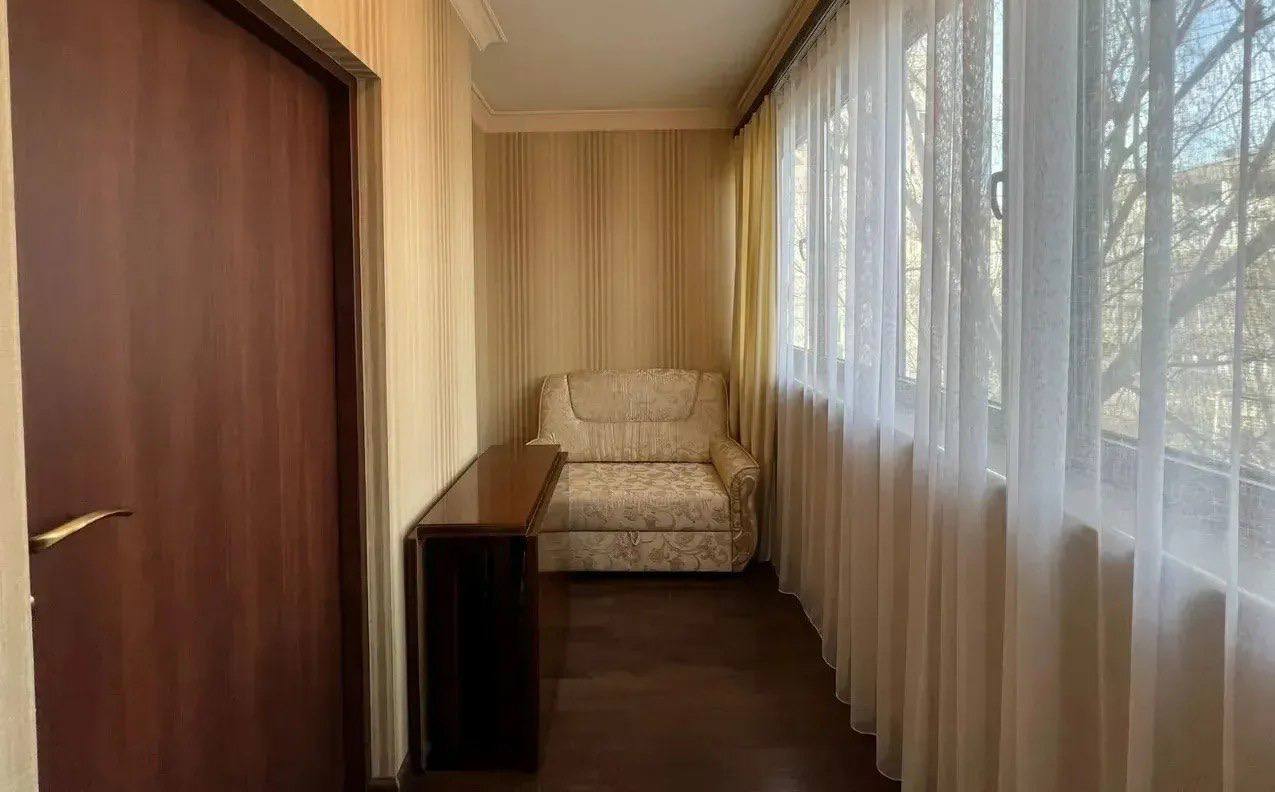 Cozy Furnished Two-Room Apartment in Kentron photo 3 of 8