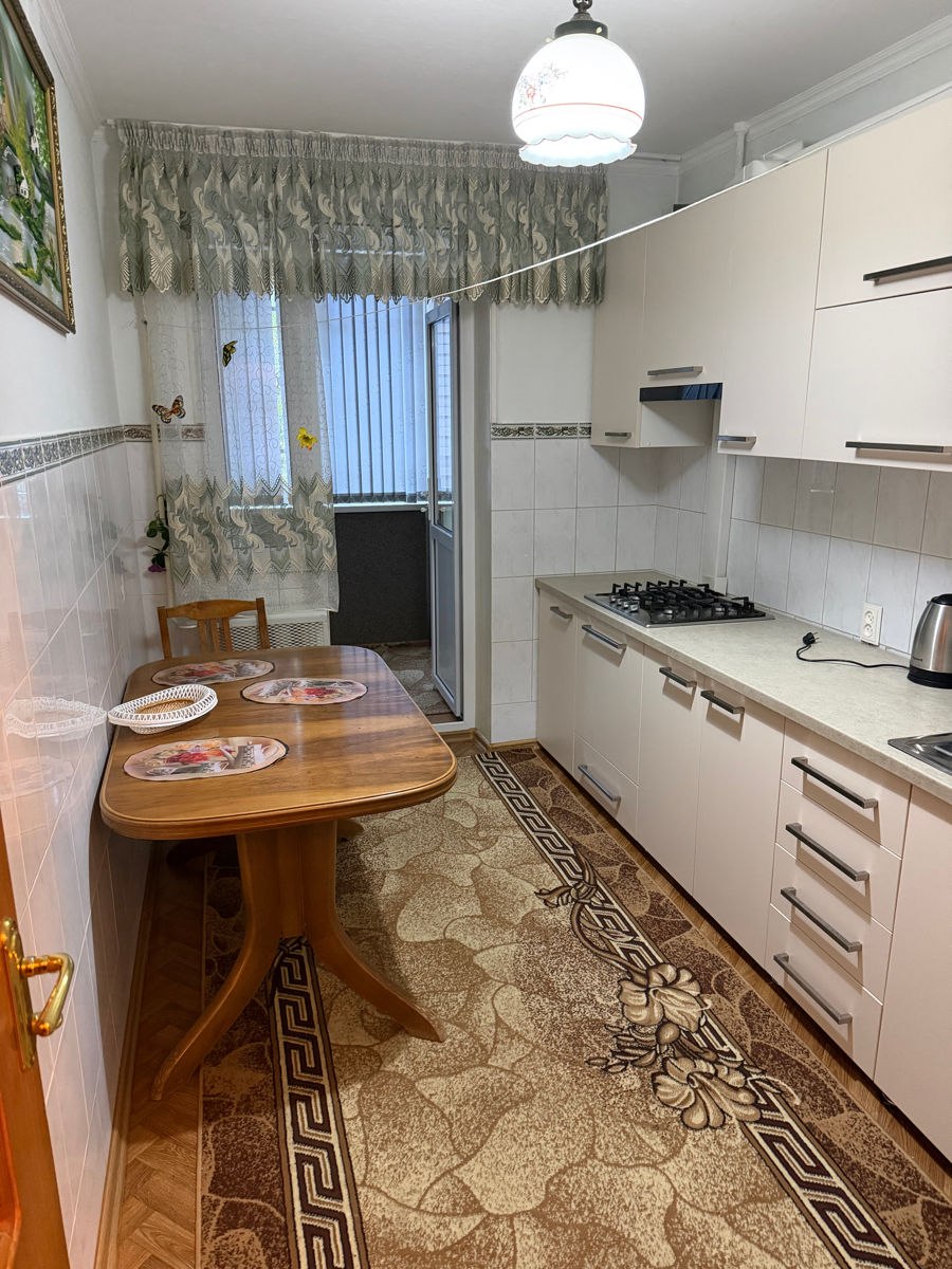 Two-Room Apartment in Riscani photo 1 of 6