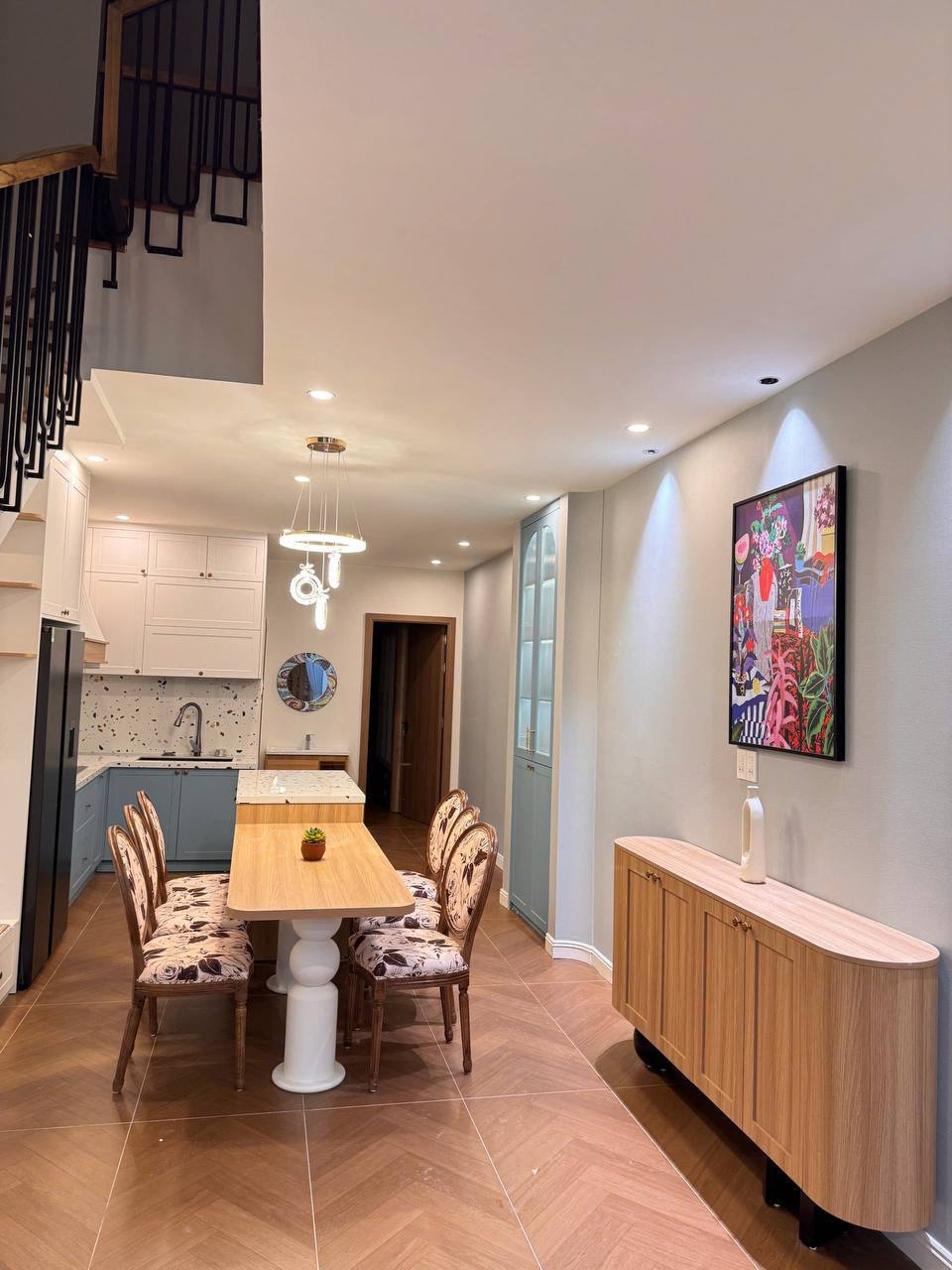 Two-Story House with 3 Bedrooms in Hai Chau photo 3 of 8