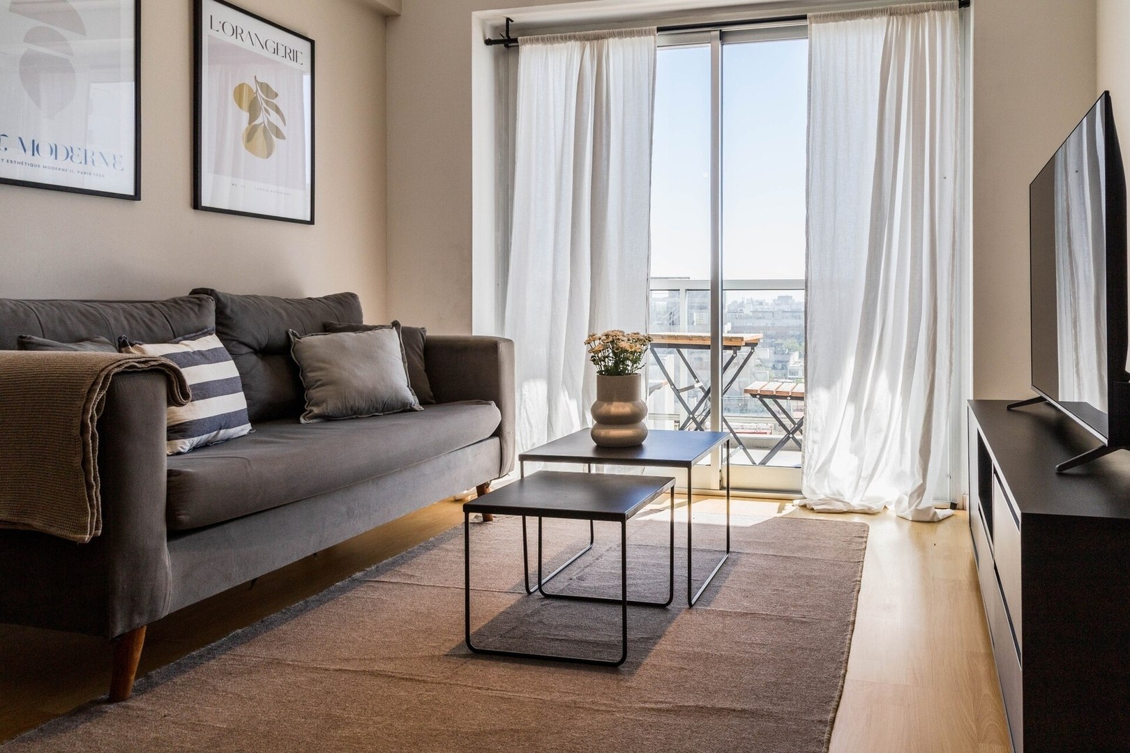 Two-Room Apartment with Pool and Balcony photo 2 of 5