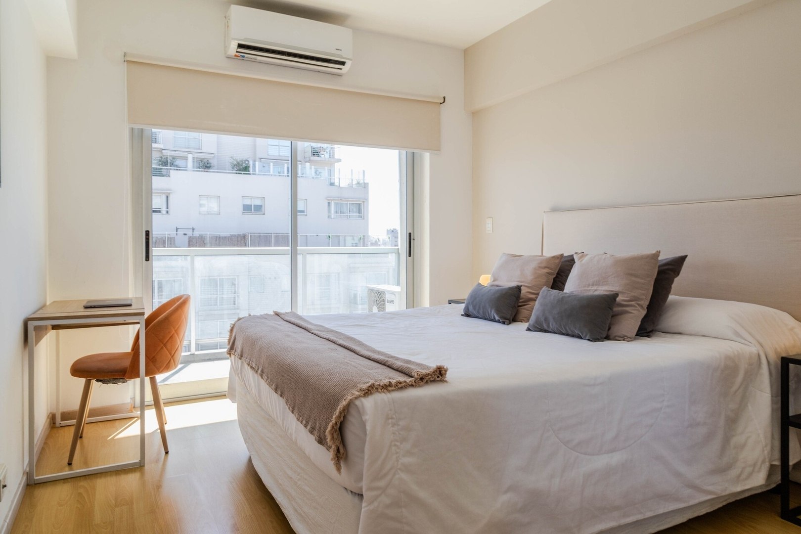 Two-Room Apartment with Pool and Balcony photo 4 of 5
