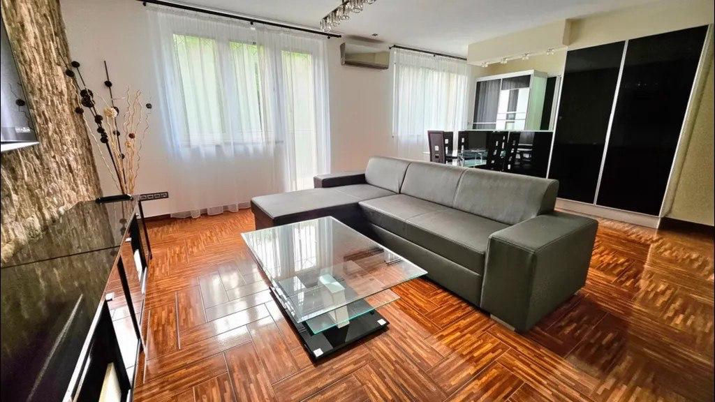 Furnished 4-Room Apartment in Karlova Ves photo 3 of 8
