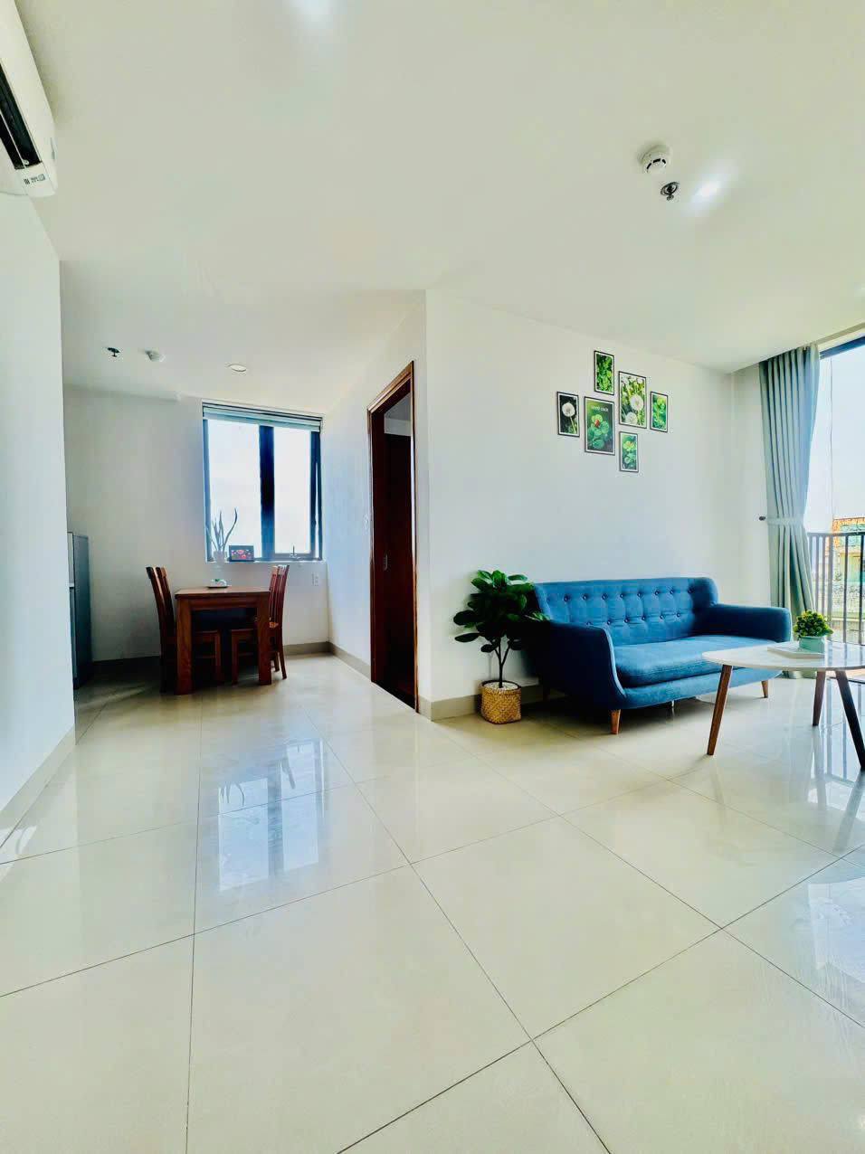 1-Bedroom Sea-View Apartment in Son Tra photo 3 of 8