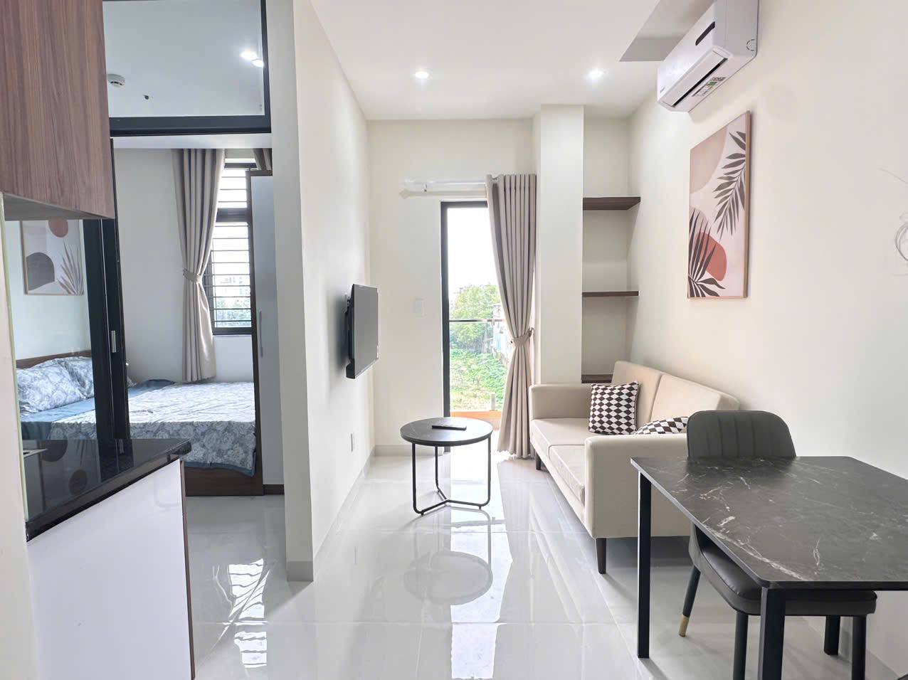 1-Bedroom Apartment Near the Sea in My An photo 5 of 8