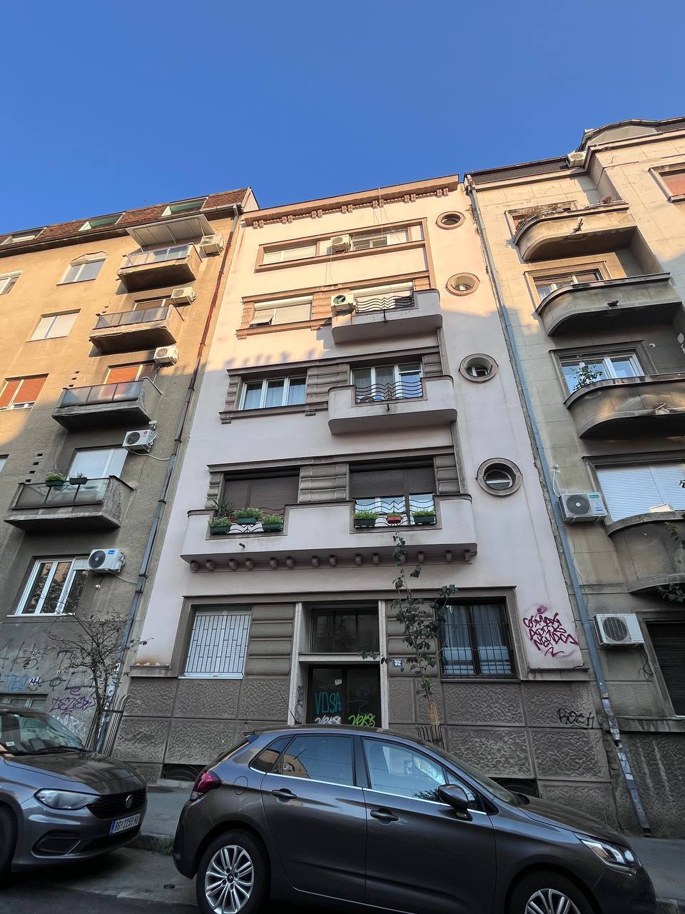 One-Bedroom Apartment on Kraljice Natalije Street photo 8 of 8