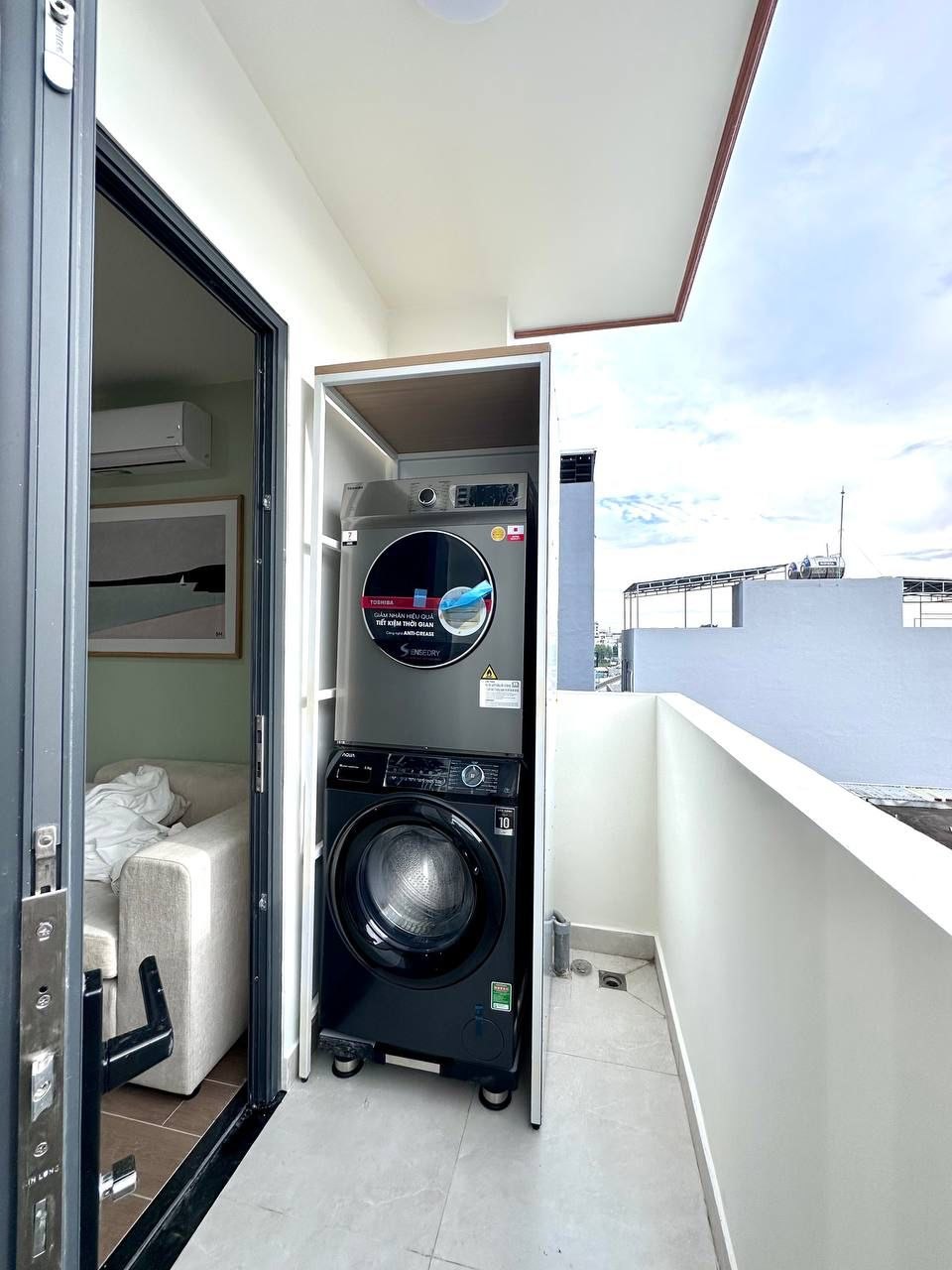 Brand-New Furnished Apartment with Sea View photo 6 of 7