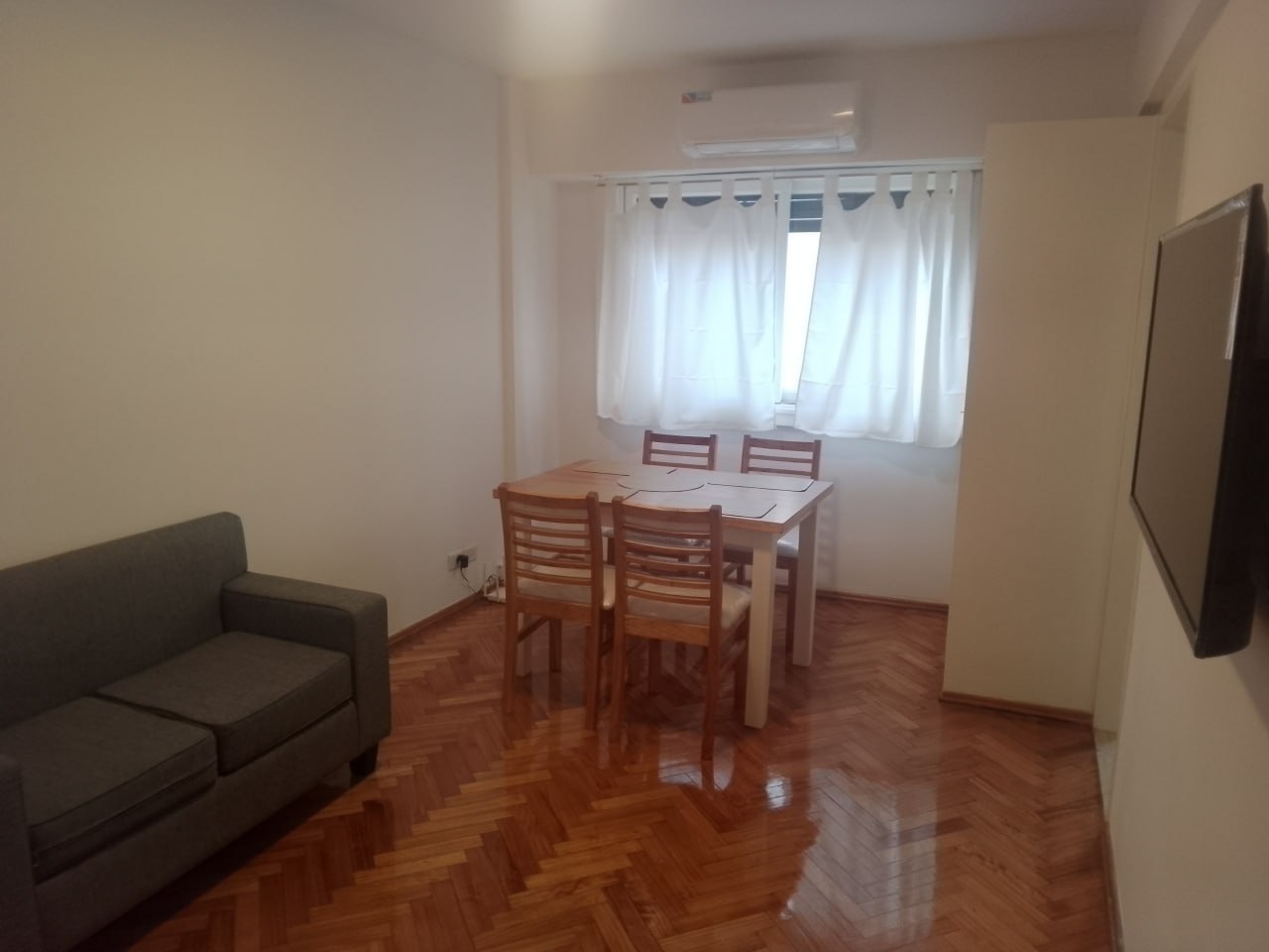 Two-room apartment in Palermo with washing machine