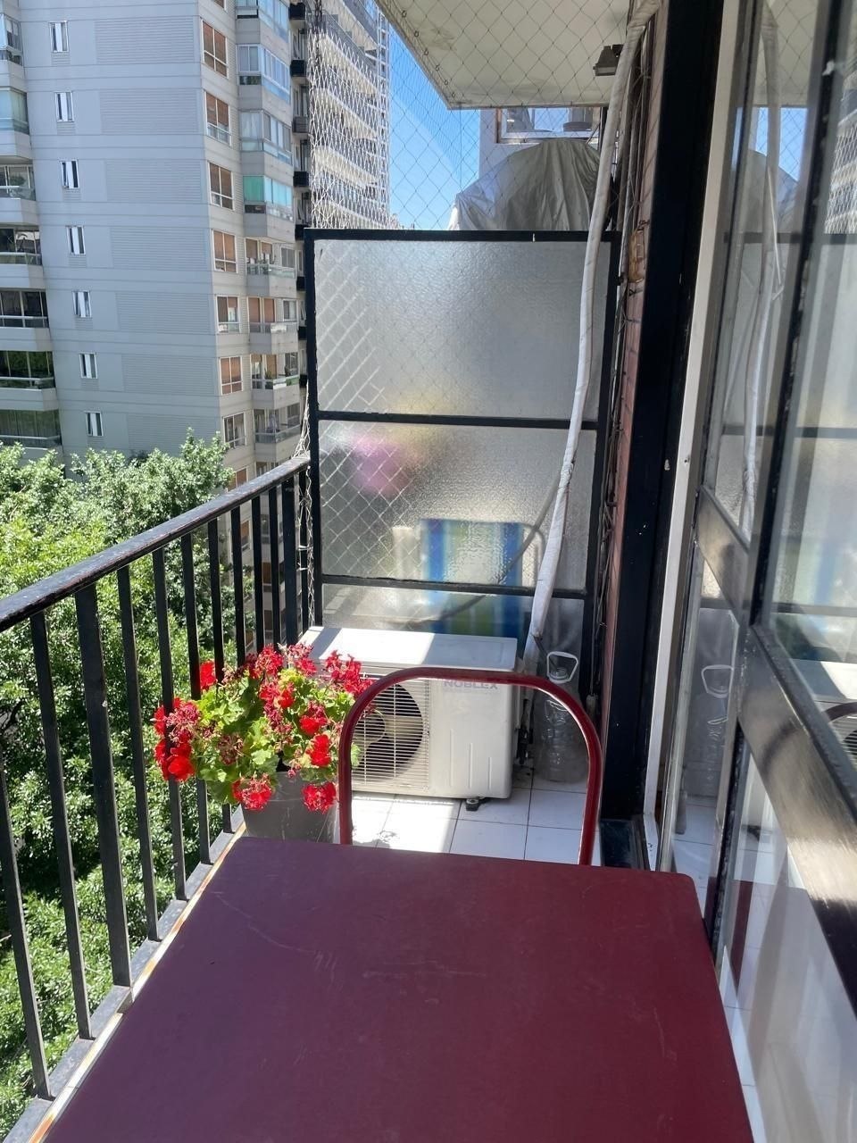 Светлая студия с балконом в Палермо photo 2 of 8