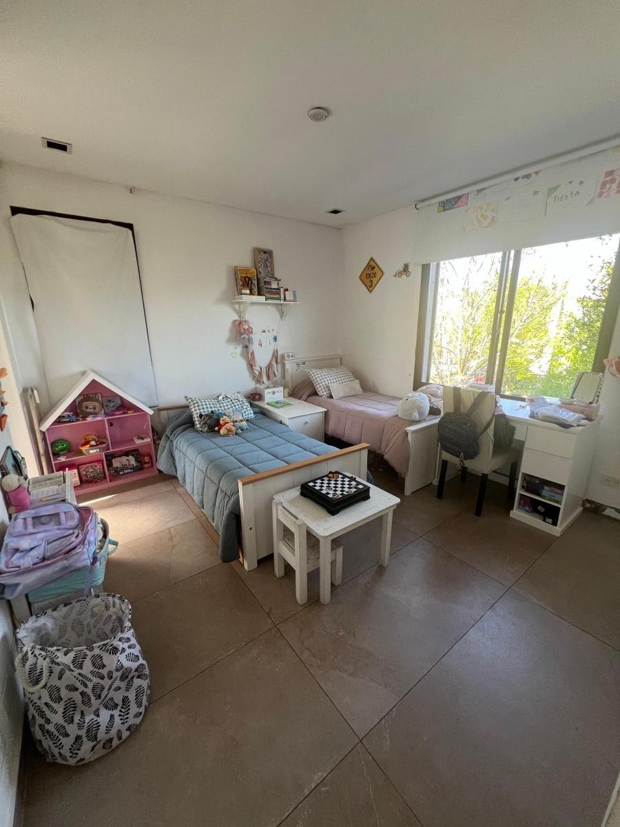 Furnished Summer House with Pool Access in General Pacheco photo 5 of 8