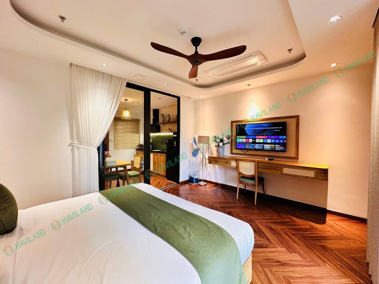 Luxury 1-Bedroom Apartment with Large Balcony photo 5 of 8
