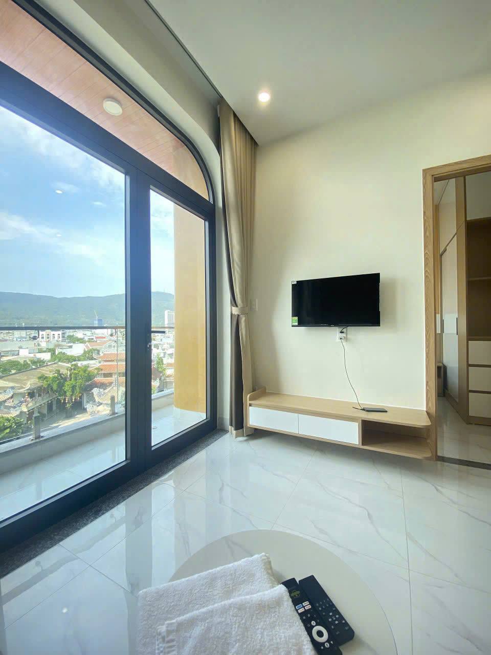 1-Bedroom Apartment with Rooftop Gym photo 6 of 8