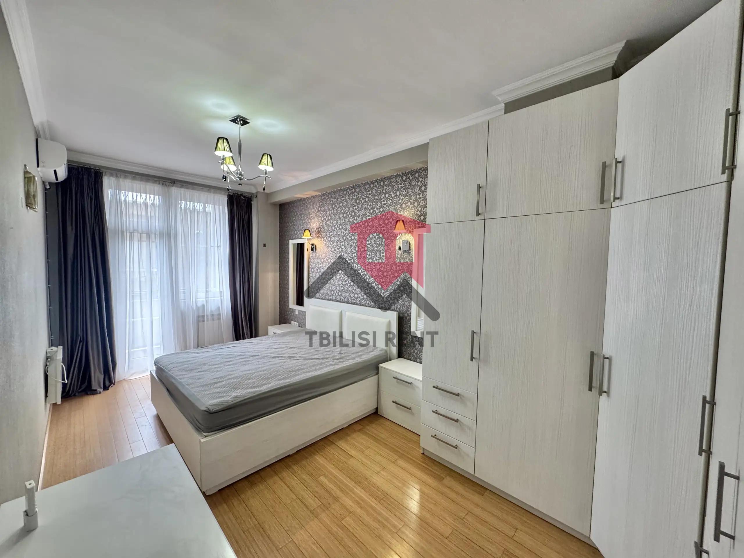 3-Bedroom Apartment in Saburtalo photo 4 of 8