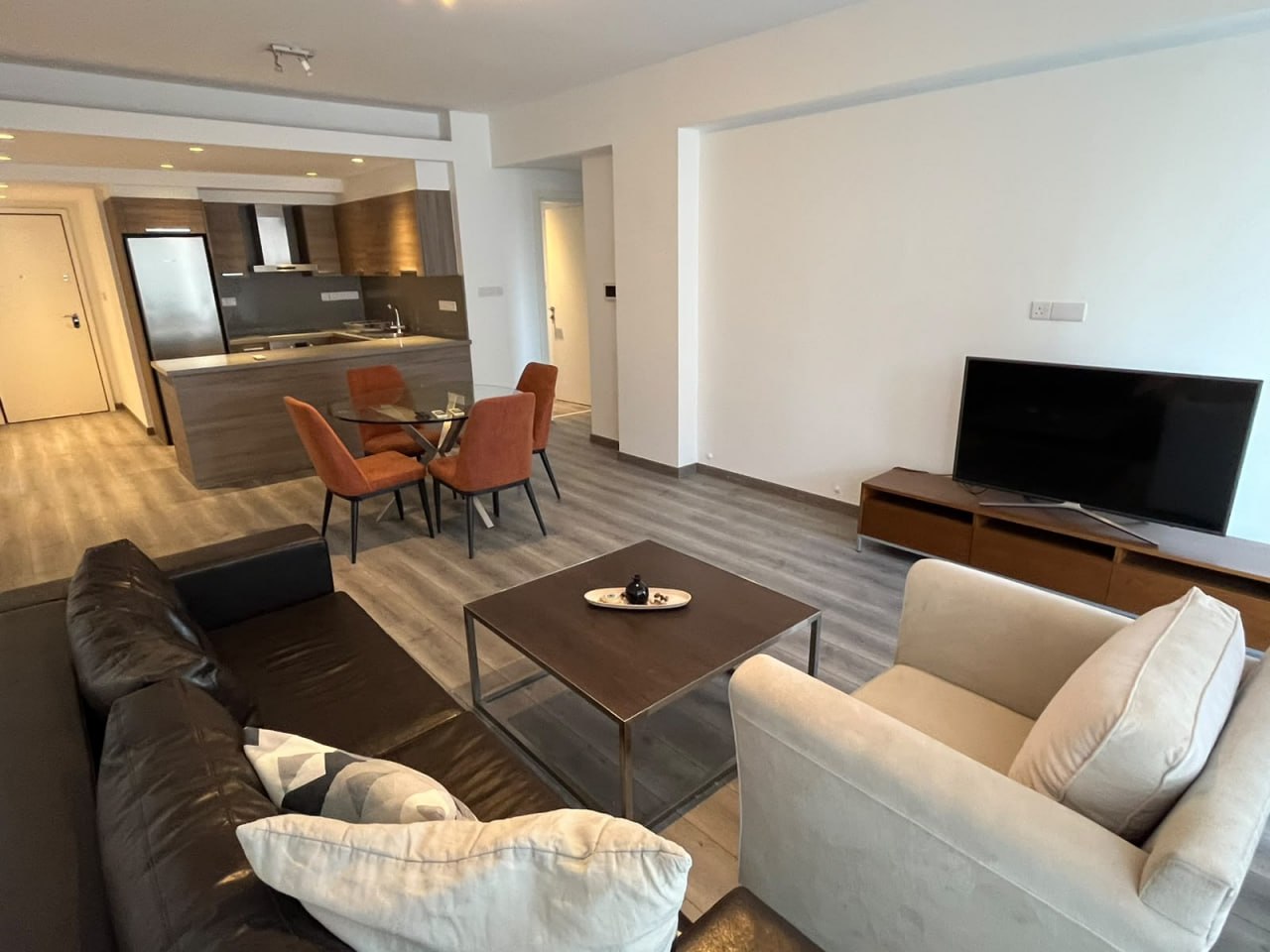 3-Bedroom Apartment in Mesa Geitonia photo 1 of 4