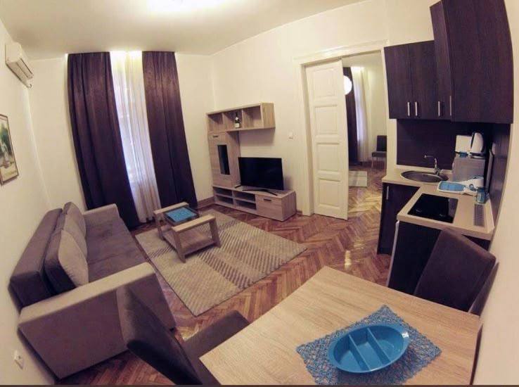 Apartment on Cetinjska Street photo 1 of 4
