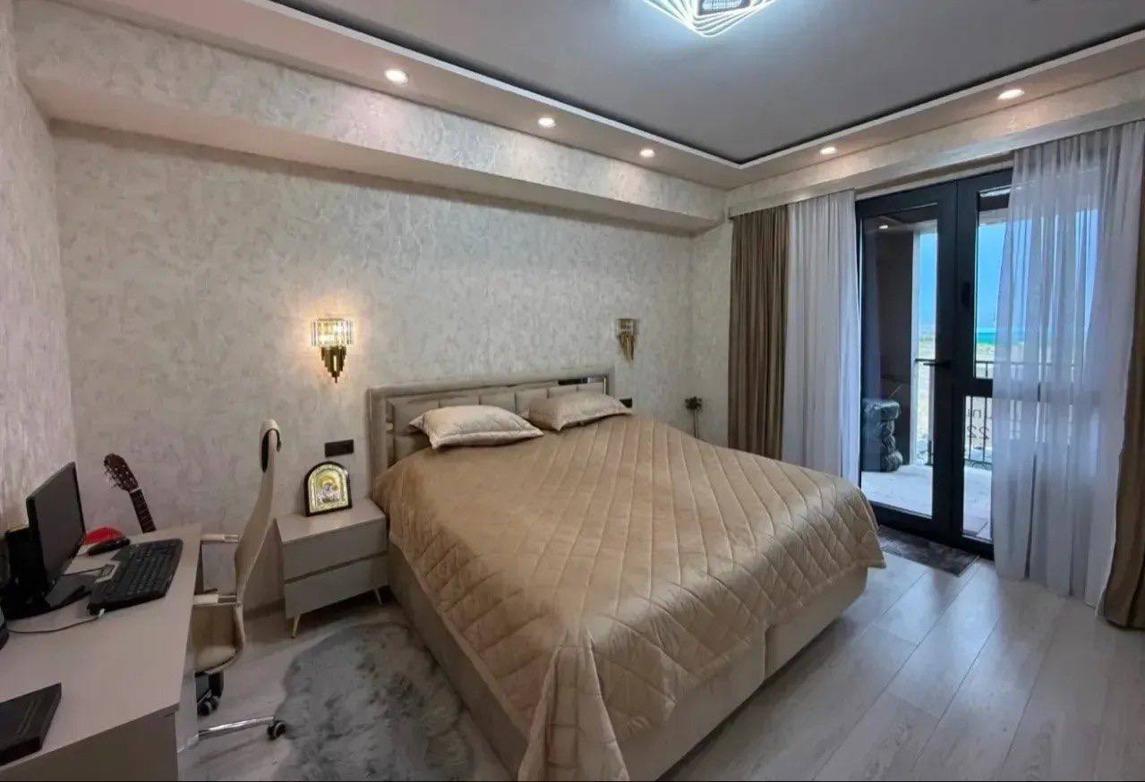 Furnished 3-Room Apartment in Achapnyak photo 8 of 8